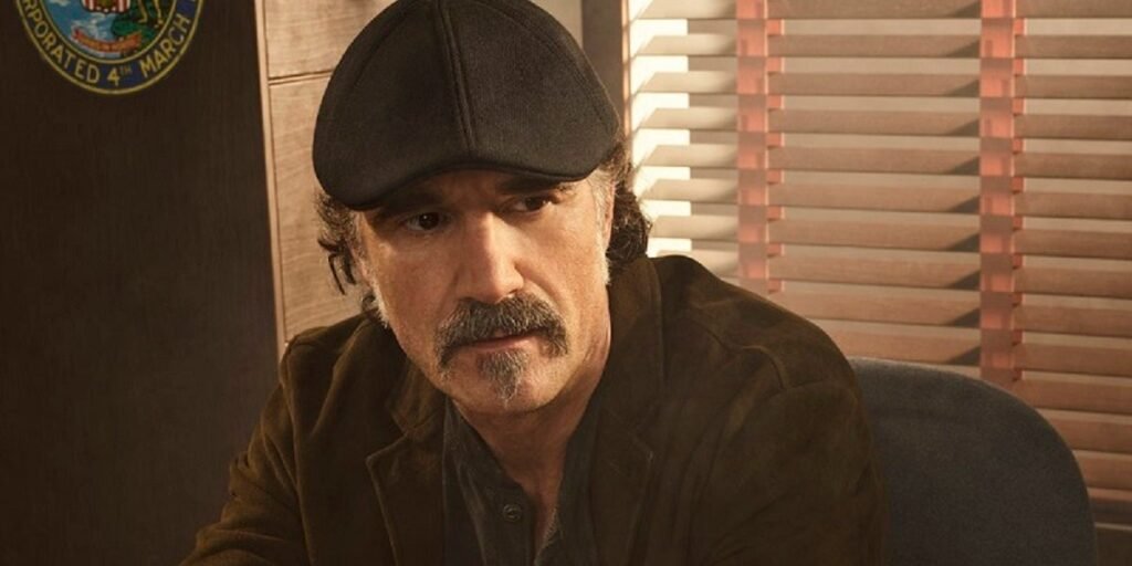 Elias Koteas