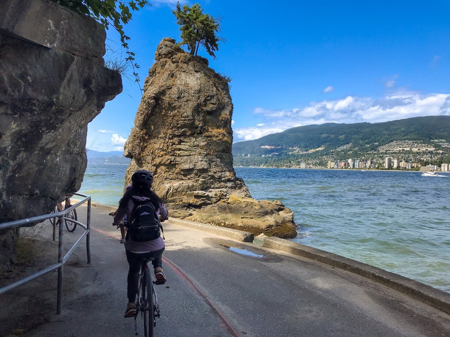 Stanley Park Seawall Bike Ride